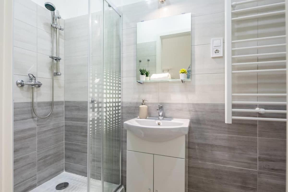 Mini Ultra Central Studio Budapest Extérieur photo