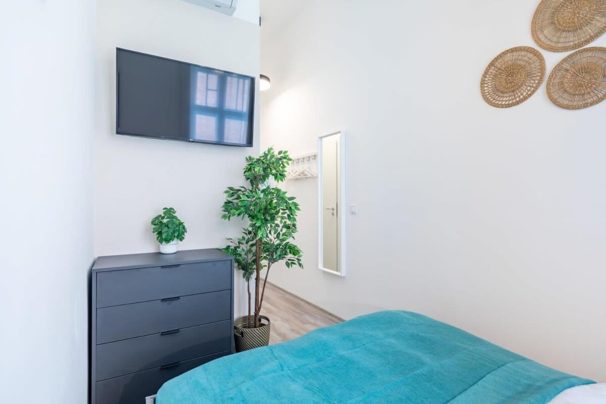 Mini Ultra Central Studio Budapest Extérieur photo