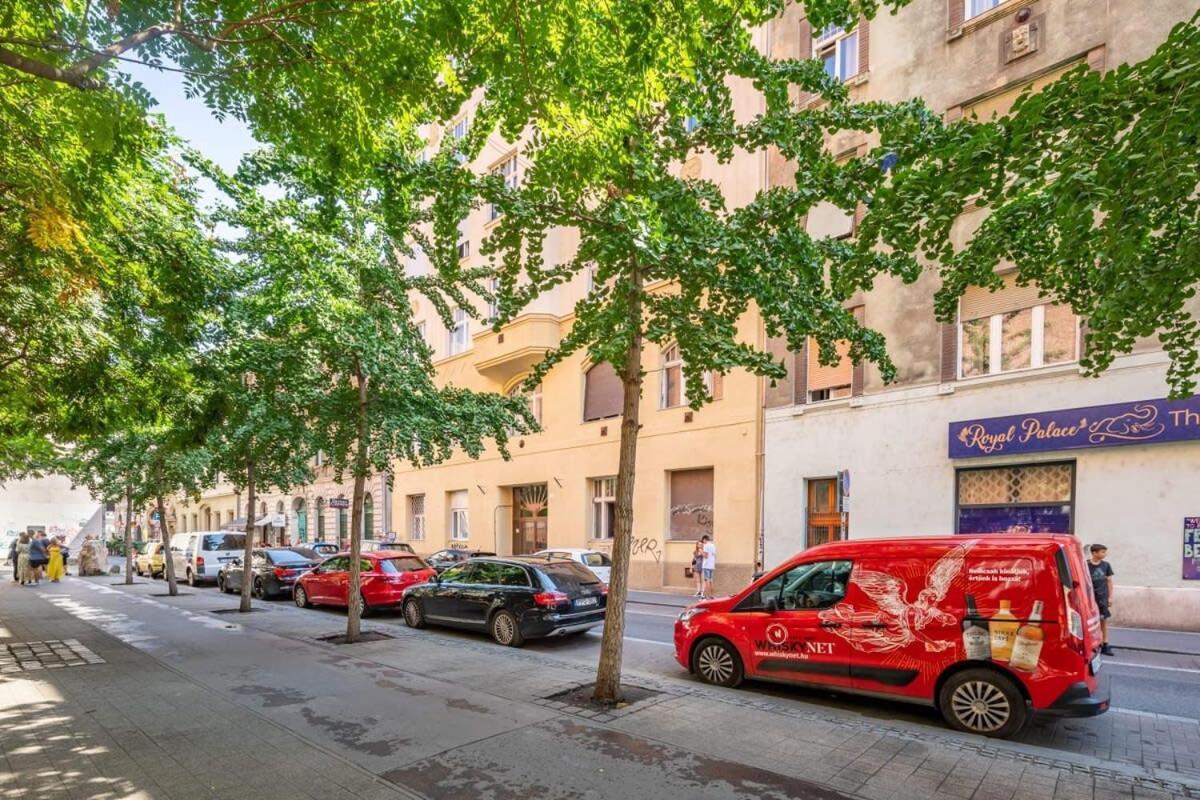 Mini Ultra Central Studio Budapest Extérieur photo